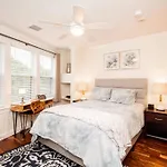 Chic South End 2Br Near Neu & Transit