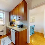 Apartment Bright 2br In Brookline Boston