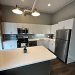Apartment Roomy 4bed Loft Family Friendly Boston