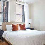 Airy, Modern 1br Downtown