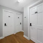 Easy Commute South 4br 1bth