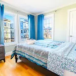 Apartment Renovated 4br3ba Escape - Near Public Transportation