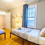 Renovated 4br3ba Escape - Near Public Transportation Apartment Boston