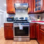 Renovated 4br3ba Escape - Near Public Transportation Apartment *