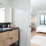 North End Td Garden Shared Pool & Rooftop Holiday home