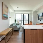 North End Td Garden Shared Pool & Rooftop Holiday home *