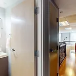 Cozy In Faneuil Hallquincy Market Apartment