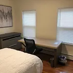 Modern Renovated 2-Bedroom In South Boston