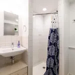 Downtown Retreat Stylish Boston Studio