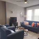 Charlestown Gem Apartment