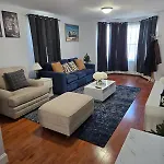 Cozy Nest Getaway Near Boston! Apartment