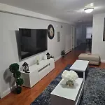 Cozy Nest Getaway Near Boston! *