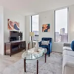 Private With Kitchen & Gym Apartment Boston