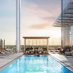 Stunning Apt With City Views