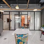 Luxury With Kitchen In Fenway