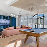 Private With Kitchen & Gym