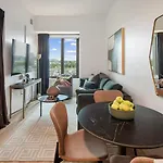 Luxury By Hyatus At Cambridge Aparthotel