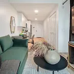 Luxury By Hyatus At Cambridge