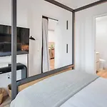 Luxury By Hyatus At Cambridge