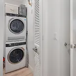 Luxury By Hyatus At Cambridge Aparthotel