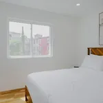 Lux 3bd Minutes Walk To Airport