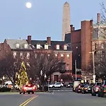 Charlestown Gem Apartment