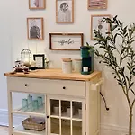 Chic Living On Newbury Street