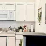 Chic Living On Newbury Street