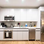 Apartment Exclusive 2br Downtown Seaport