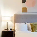 Exclusive 2br Downtown Seaport Boston