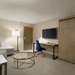 Doubletree By Hilton - Cambridge Hotel Boston