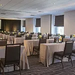 Courtyard By Marriott Downtown