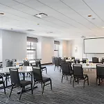 Courtyard By Marriott Downtown Boston