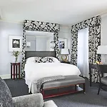 The Eliot 5* Boston