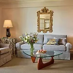 The Eliot Hotel