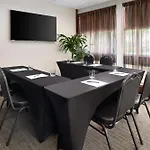 Doubletree By Hilton Bayside Boston
