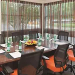 Doubletree By Hilton Bayside