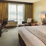 Doubletree By Hilton Bayside Hotel 3*