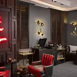 Aka Common Hotel