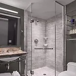 Aka Common Hotel