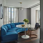 Aka Common Hotel 4*