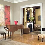 Clarendon Square Bed & Breakfast
