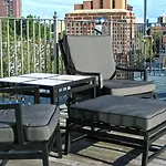 Clarendon Square Bed & Breakfast