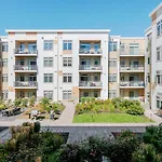 Blueground Bleachery Pool Nr Charles River Bos-1214