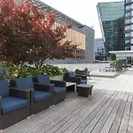 Modern Harbor Front Apartment