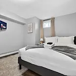 Vintage 2br In With Free Parking * Boston