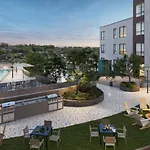 Blueground Revere Firepit Spa Wd Pool Gym Bos-1091