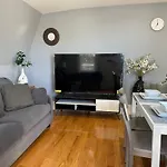 85C Brand New 3Brwalk To Transit, Near Boston