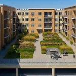 Blueground Bleachery Pool Nr Charles River Bos-1214