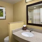 Courtyard Boston-south 3*